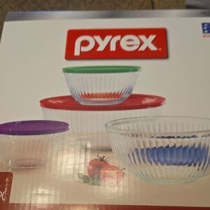 Pyrex Glass Bowl Set with Colorful Lids - Green, Red, Purple